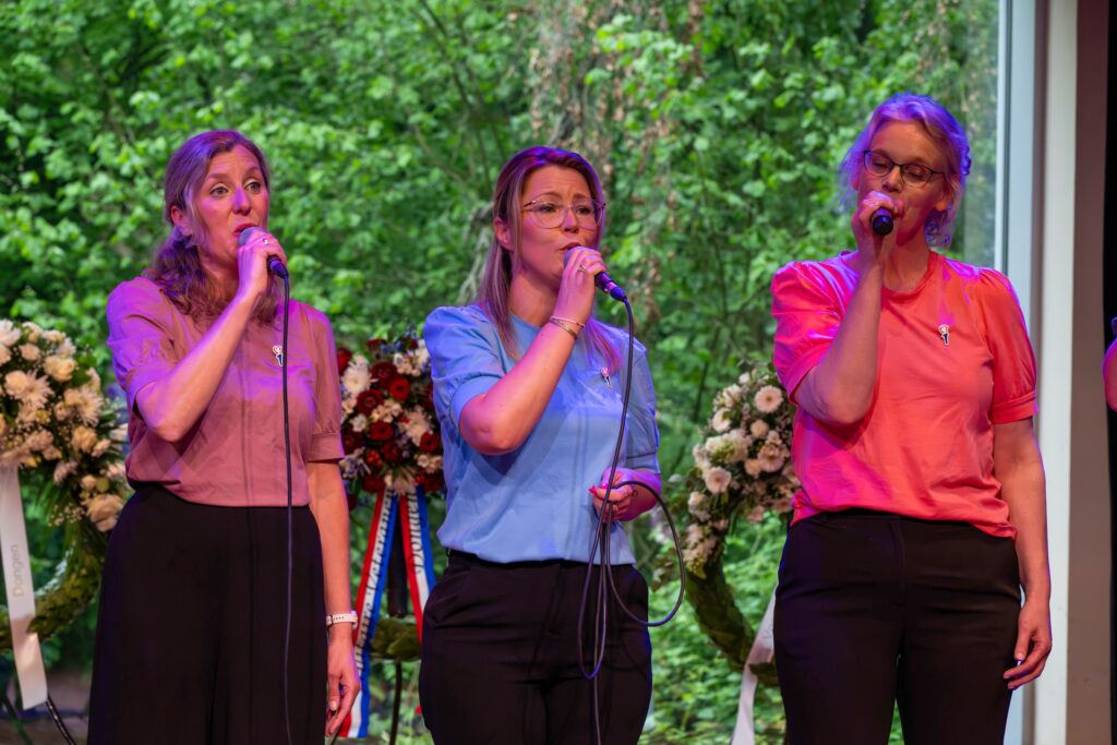 Esther Carola Wendy
